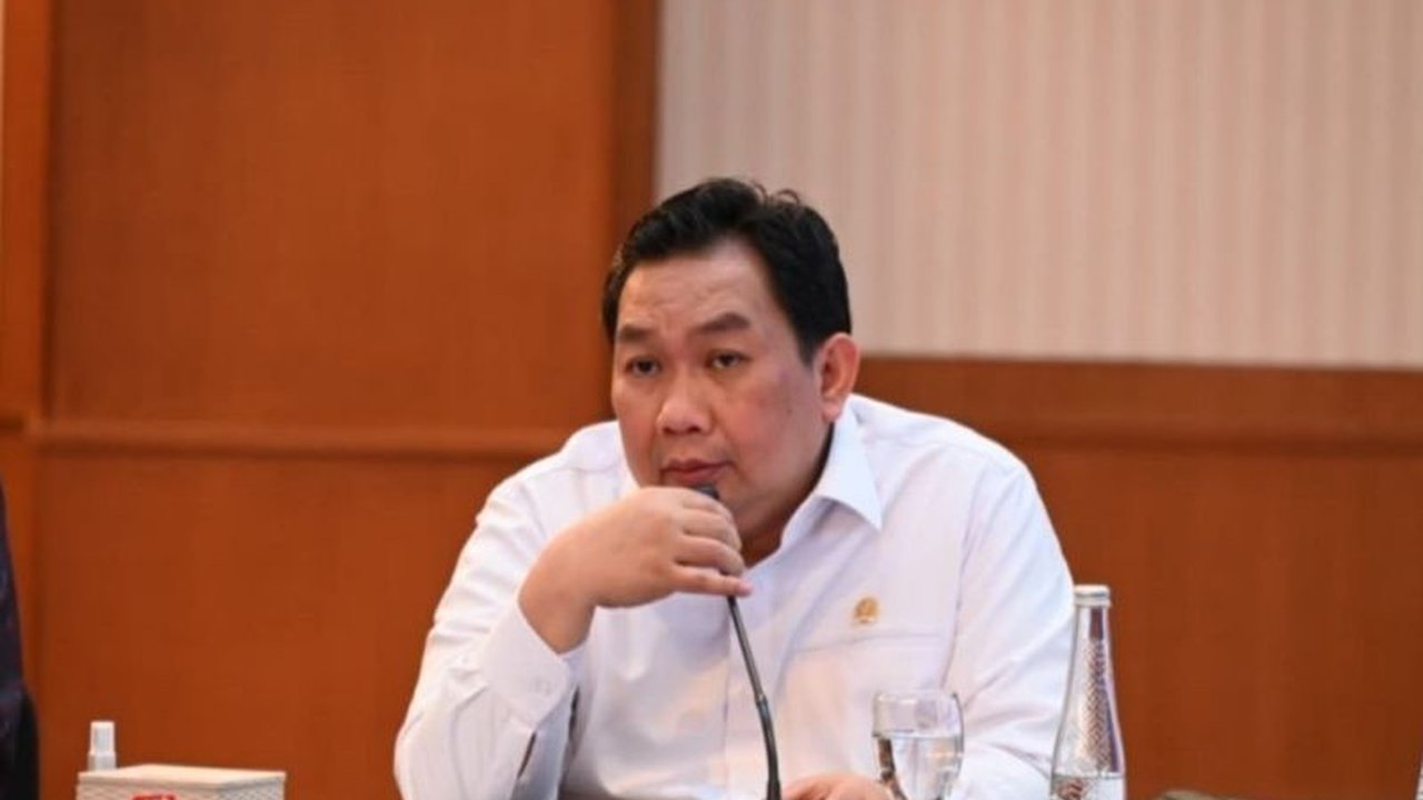 Anggota DPR RI mendesak penguatan kebijakan terpadu untuk menjaga Stabilitas Rupiah di tengah ketidakpastian pasar keuangan global, menekankan pentingnya langkah strategis jangka panjang.