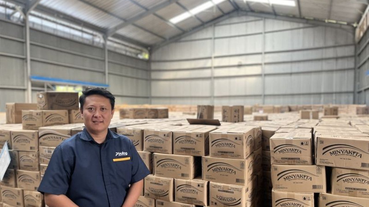 Perum Bulog Cabang Lampung Selatan menjamin kualitas beras bantuan pangan untuk alokasi Februari dan Maret 2026. Simak bagaimana Bulog memastikan setiap butir beras layak konsumsi dan tepat sasaran.