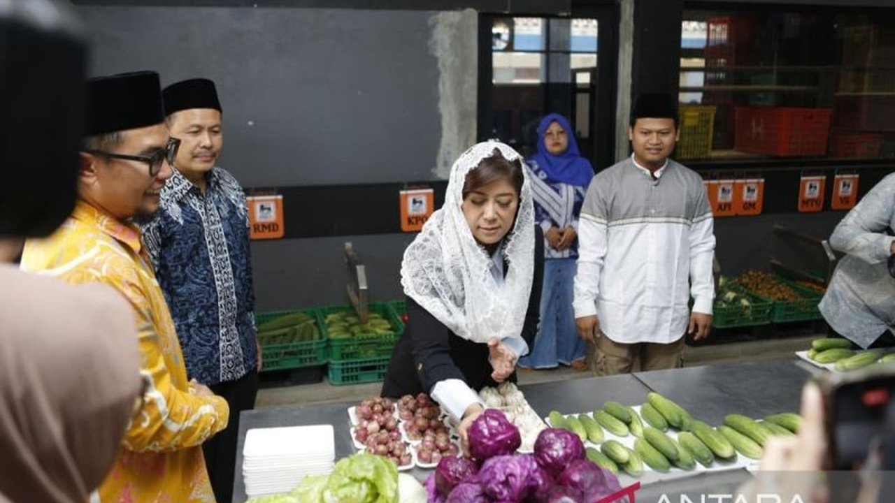 Menteri Komunikasi dan Digital, Meutya Hafid, menekankan pentingnya pemanfaatan teknologi selektif untuk mendukung produktivitas dan melindungi generasi muda di ruang digital.