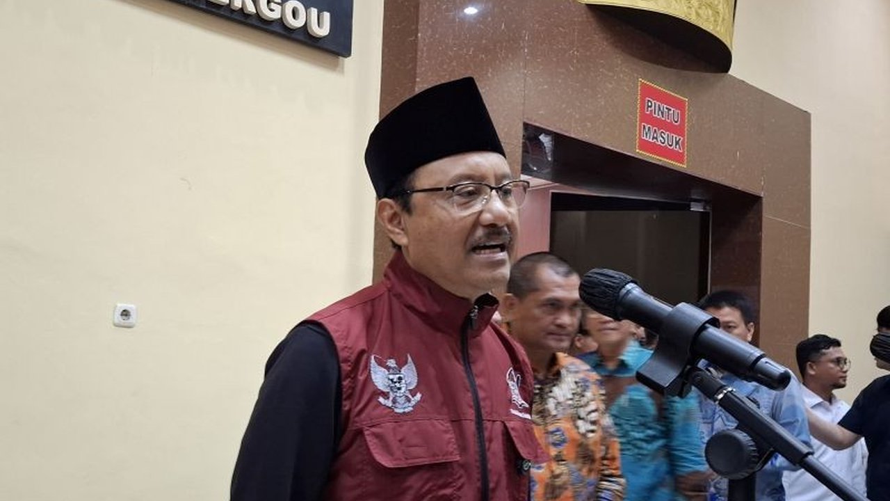 Kemensos menunjuk Kota Metro, Lampung, sebagai percontohan digitalisasi bansos. Ini meningkatkan akurasi dan transparansi penyaluran bantuan, didukung penuh Dewan Ekonomi Nasional.
