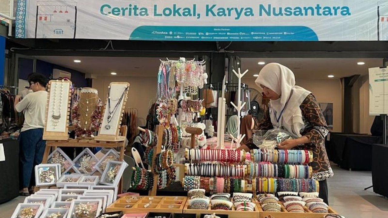 MitMe Fest 2026 hadir sebagai episentrum pemberdayaan usaha, menawarkan ekosistem terpadu mulai dari asesmen bisnis, sertifikasi halal, hingga workshop kreatif untuk UMKM agar naik kelas dan berdaya saing global.