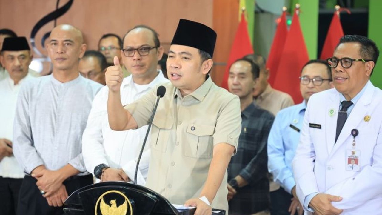 Pemerintah Kabupaten Jember meluncurkan program penghapusan denda pajak daerah hingga Juni 2026, memberikan keringanan signifikan bagi wajib pajak di tengah tantangan ekonomi global. Kebijakan ini diharapkan meningkatkan kepatuhan dan mendukung pembanguna