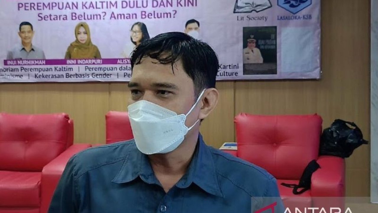 Sejarawan Publik Kaltim, Muhammad Sarip, membedah rekam jejak lima tokoh perempuan Kaltim yang memiliki kontribusi besar dalam peradaban dan kesadaran berbangsa. Kisah inspiratif mereka patut dikenang dan menjadi bagian penting sejarah lokal.