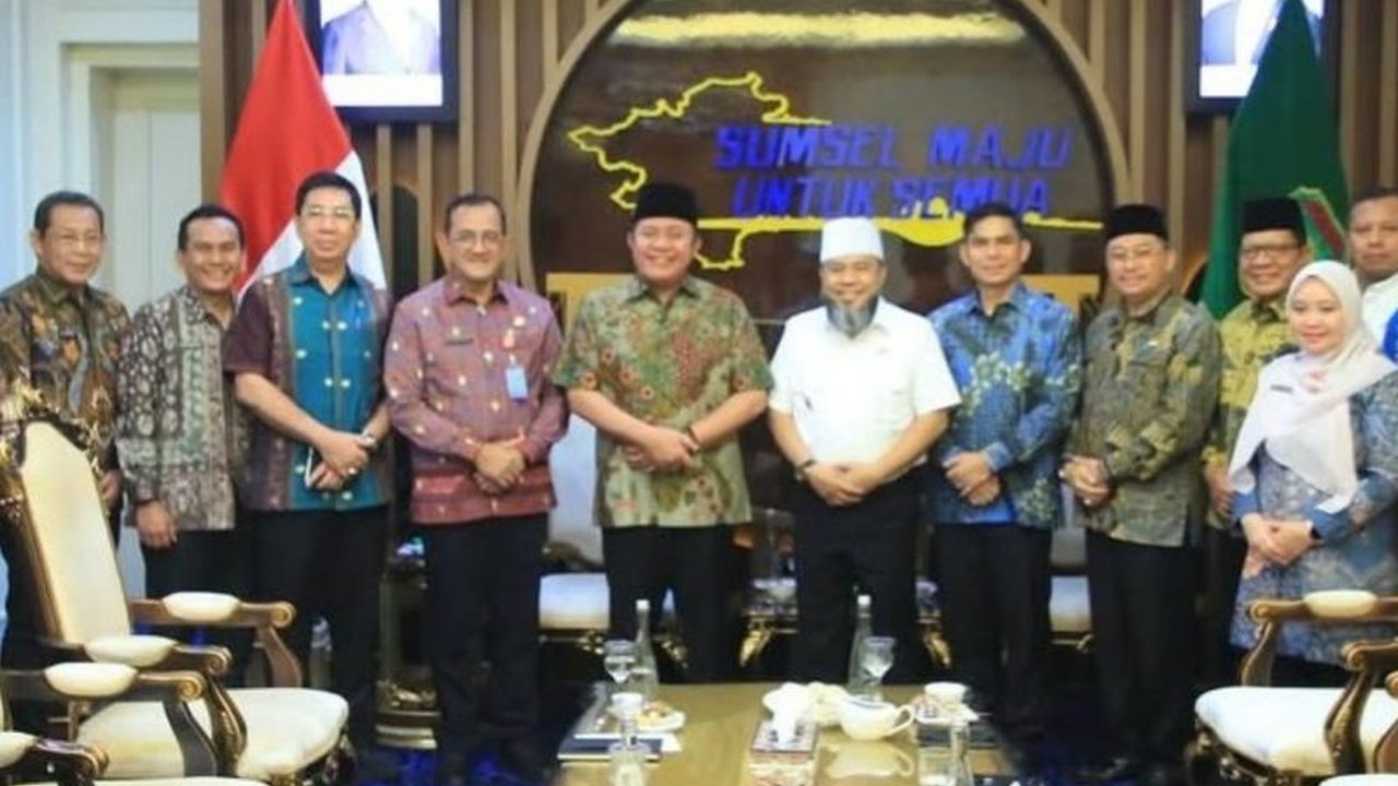 Gubernur Bengkulu Helmi Hasan dan Gubernur Sumsel Herman Deru membahas percepatan Konektivitas Bengkulu Sumsel, termasuk infrastruktur jalan tol dan penataan angkutan batu bara untuk ekonomi daerah.