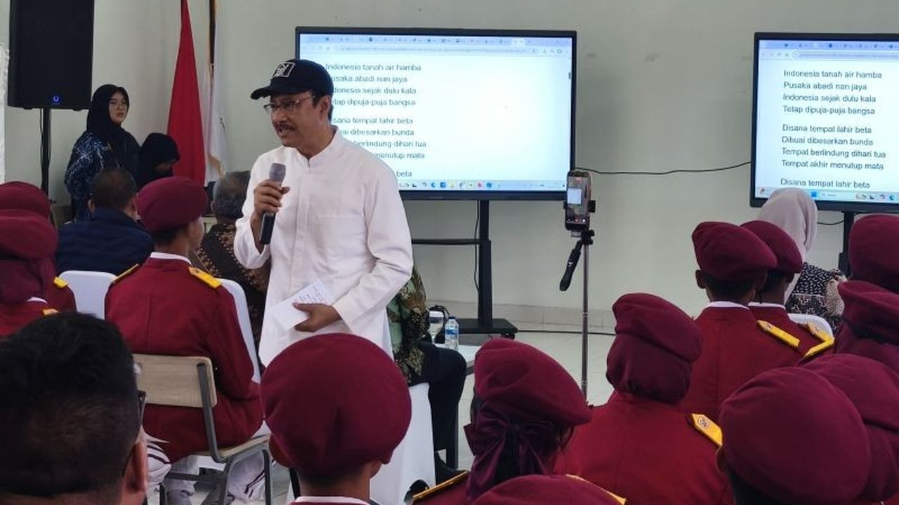 Menteri Sosial Saifullah Yusuf menyatakan berbagai tantangan awal penyelenggaraan Sekolah Rakyat kini berhasil diatasi, menunjukkan kemajuan signifikan dalam proses belajar mengajar.