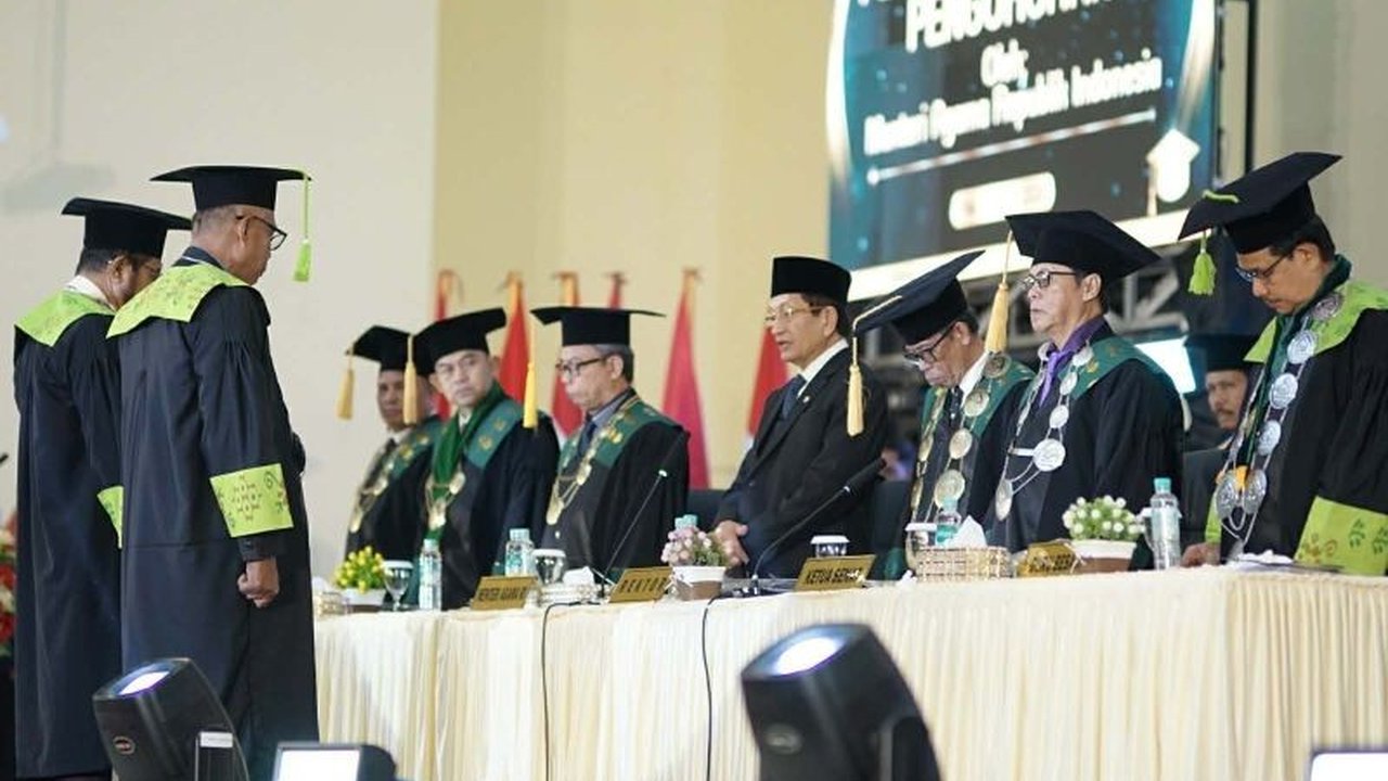 Menteri Agama menargetkan Penambahan Guru Besar UIN Datokarama Palu sebanyak 20 orang hingga 2027. Langkah ini krusial untuk transformasi kelembagaan dan peningkatan kualitas akademik.