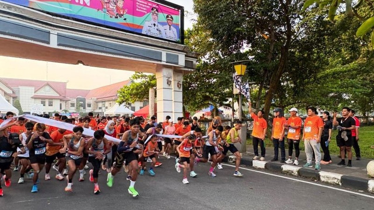 Pemerintah Kabupaten Berau bersama Centre for Orangutan Protection (COP) menggelar 'Run for Orangutan' untuk meningkatkan kesadaran publik akan pentingnya pelestarian satwa endemik orangutan dan ekosistem hutan.