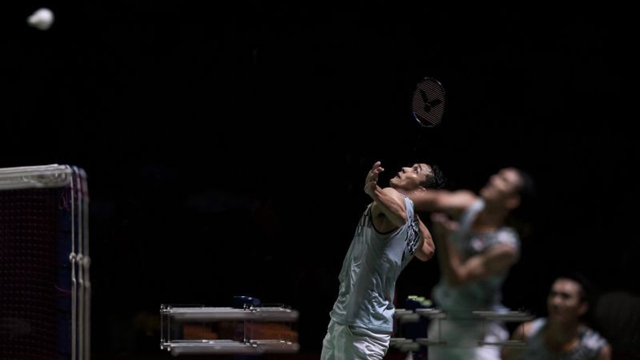 Jonatan Christie harus mengakui keunggulan Kunvalut Vitidsarn, membuat Tim Indonesia tertinggal 0-1 dari Thailand pada laga kedua Grup D Thomas Cup 2026.