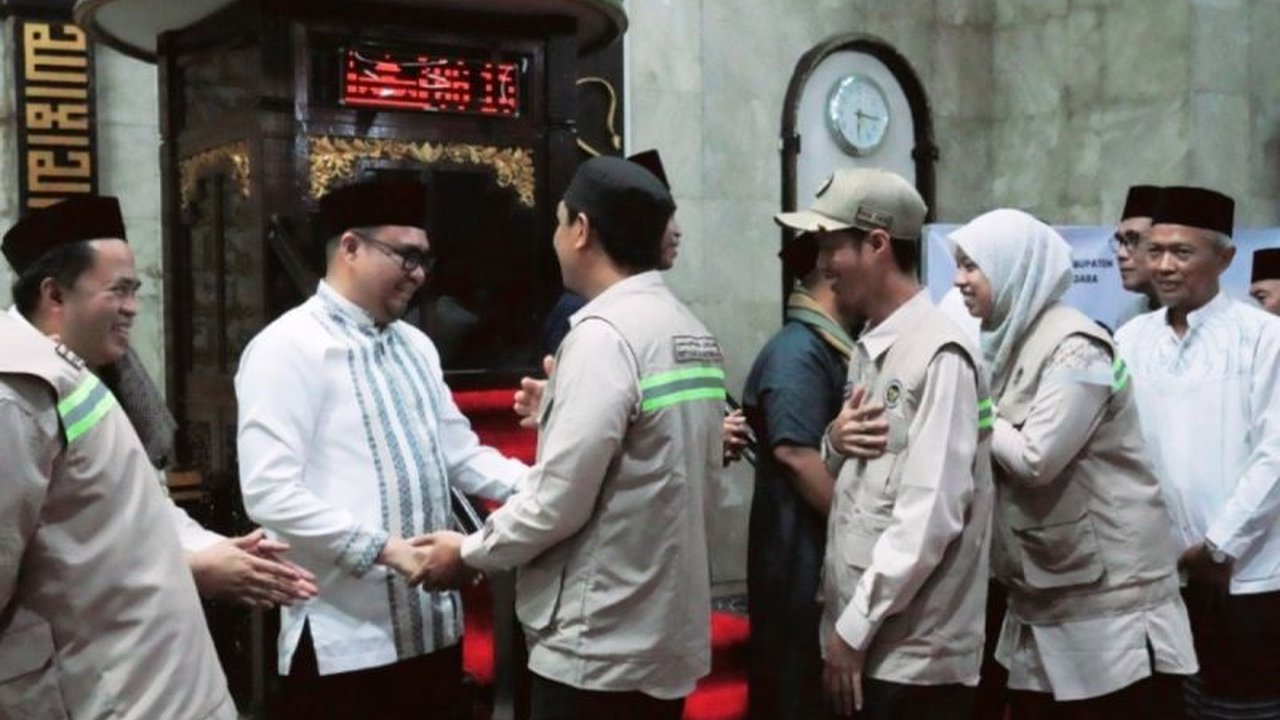 Pemerintah Kabupaten Kutai Kartanegara (Kukar) memberikan fasilitasi haji Kukar berupa transportasi dan konsumsi untuk 268 calon jemaah, memastikan kelancaran ibadah di Tanah Suci.