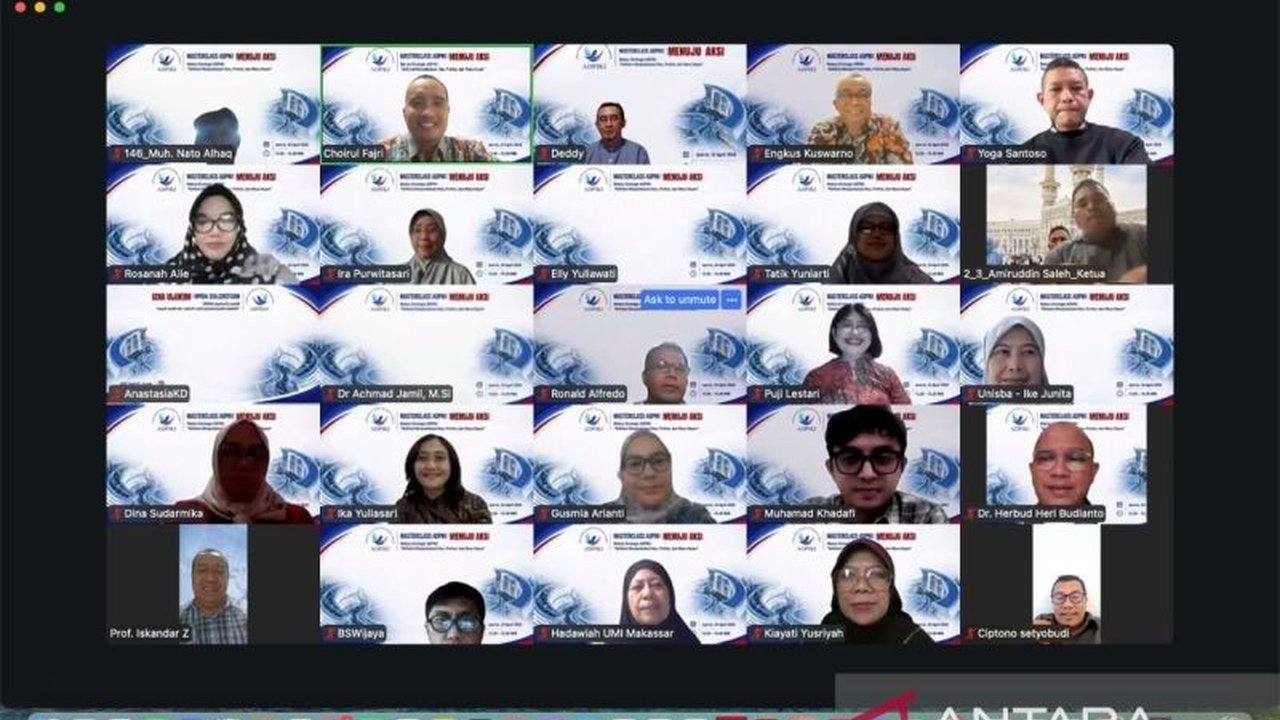 Asosiasi Dosen dan Peneliti Ilmu Komunikasi Indonesia (ADPIKI) menekankan pentingnya penguatan otoritas akademik dosen melalui pengembangan riset orisinal yang berdampak, menjawab tantangan pendidikan tinggi masa kini.