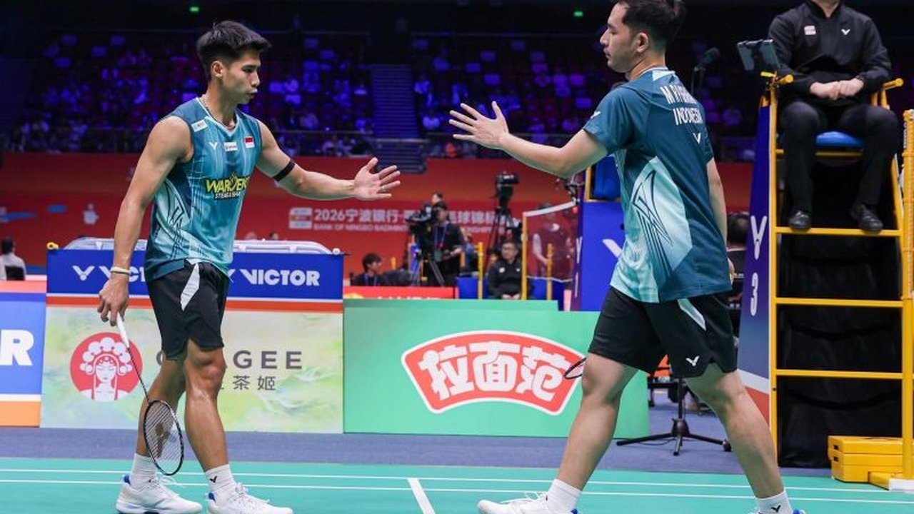 Pasangan ganda putra Indonesia, Sabar Karyaman Gutama/Moh. Reza Pahlevi Isfahani, berhasil menyamakan kedudukan tim Merah Putih di Piala Thomas 2026 menjadi 1-1 setelah menaklukkan wakil Thailand.