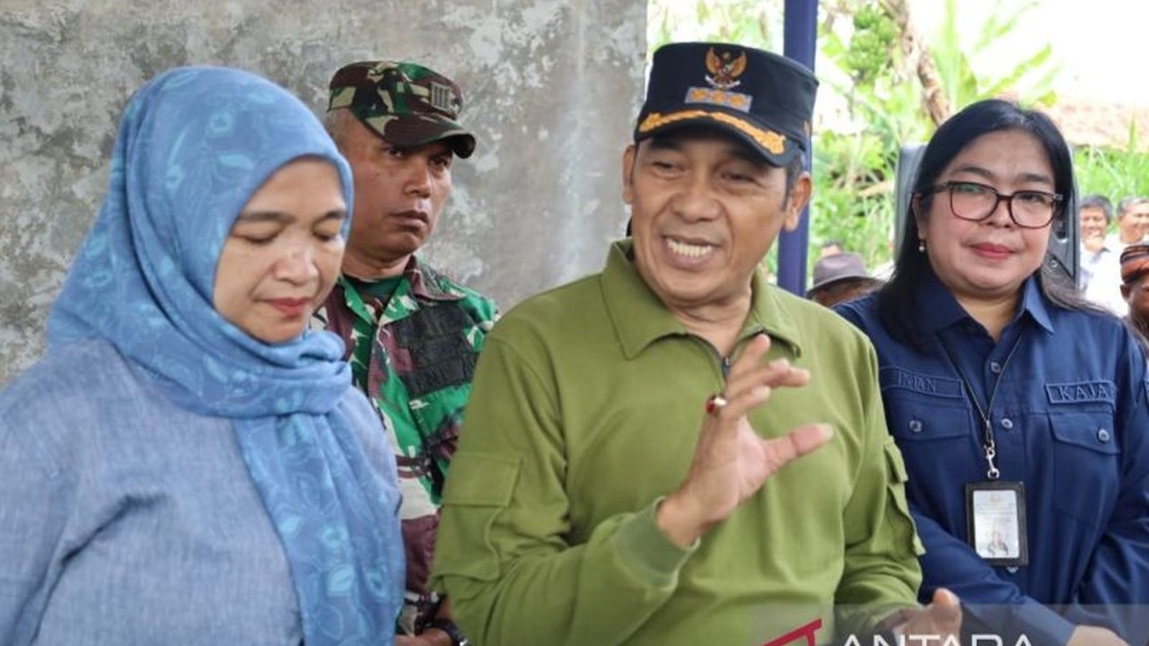 Wali Kota Cimahi Ngatiyana meminta seluruh aparatur sipil negara (ASN) menjaga Integritas ASN Cimahi dan bekerja sesuai aturan menyusul penyidikan dugaan korupsi di Dinas Tenaga Kerja, agar kasus serupa tidak terulang.