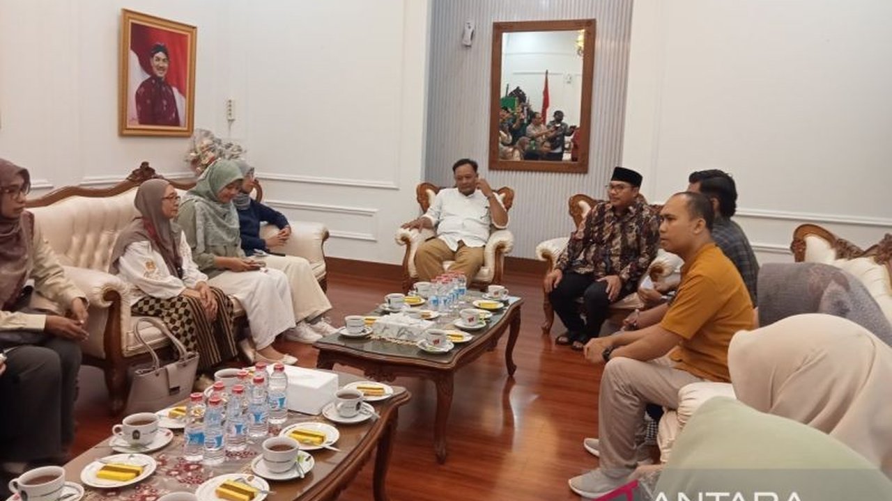 Pemerintah Kota Yogyakarta bergerak cepat membentuk tim pendampingan psikologis korban kekerasan daycare, menyusul kasus penelantaran anak di Daycare Little Aresha yang menghebohkan publik.