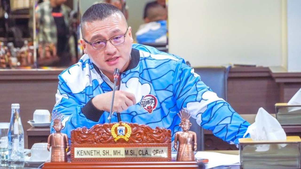 Anggota DPRD DKI Jakarta mendukung penindakan terhadap penjual ikan sapu-sapu demi melindungi masyarakat dari risiko kesehatan. Praktik ini dinilai membahayakan dan perlu dihentikan.