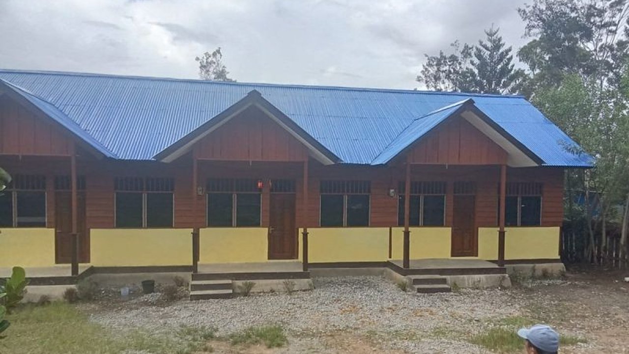 Dinas Sosial Papua Pegunungan telah meresmikan **Asrama Dinsos Papua Pegunungan** untuk anak jalanan dan fakir miskin di Jayawijaya, membawa harapan baru bagi mereka yang membutuhkan tempat tinggal layak.