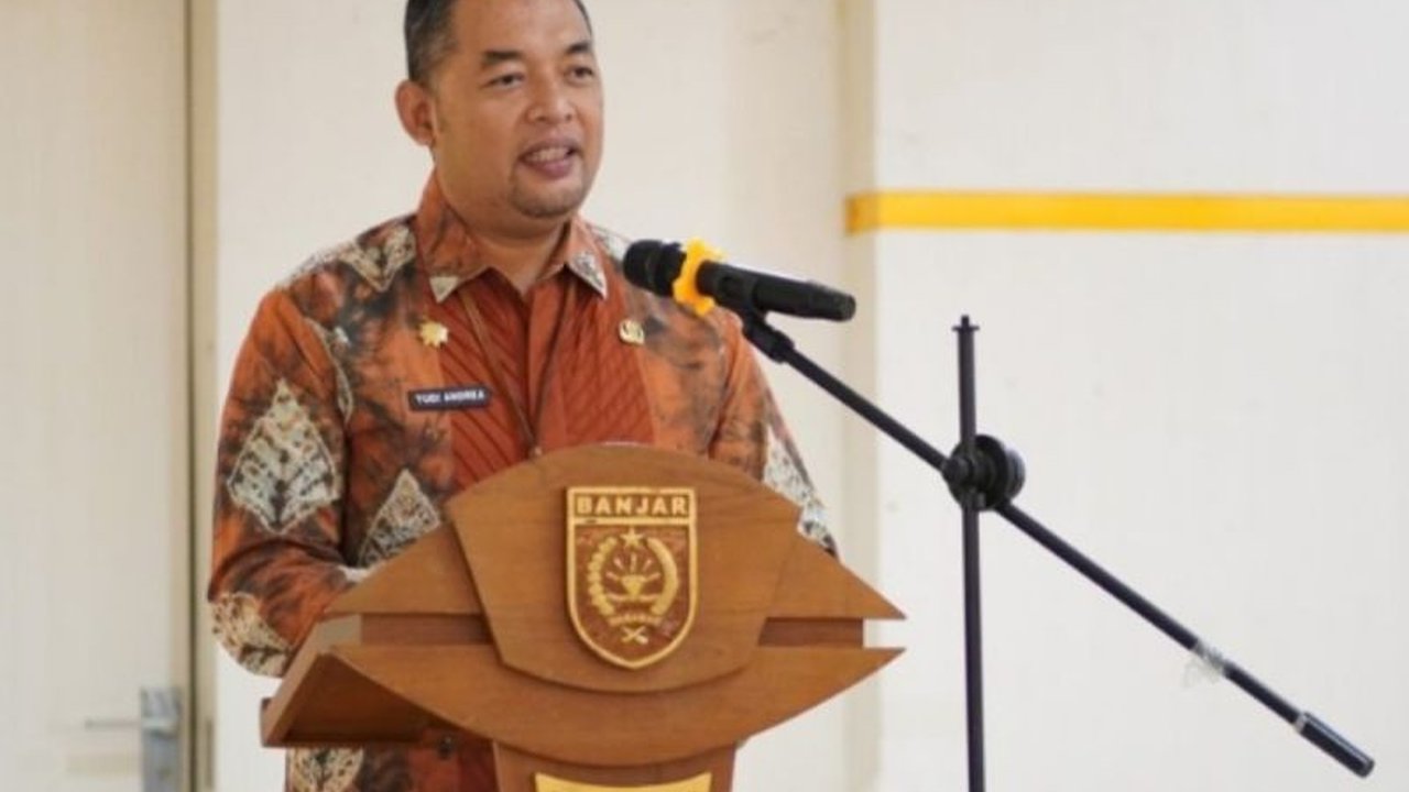 Pemerintah Kabupaten (Pemkab) Banjar perkuat efisiensi belanja daerah melalui pembaruan regulasi Pengadaan Barang dan Jasa (PBJ) terbaru, sebagai strategi penting menjaga stabilitas ekonomi lokal di tengah tantangan.