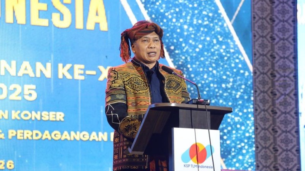 Menteri Koperasi dan Usaha Kecil dan Menengah (UKM), Ferry Juliantono, menegaskan penguatan koperasi adalah agenda besar nasional yang merupakan cita-cita pendiri bangsa dan bertujuan memperkuat ekonomi kerakyatan.