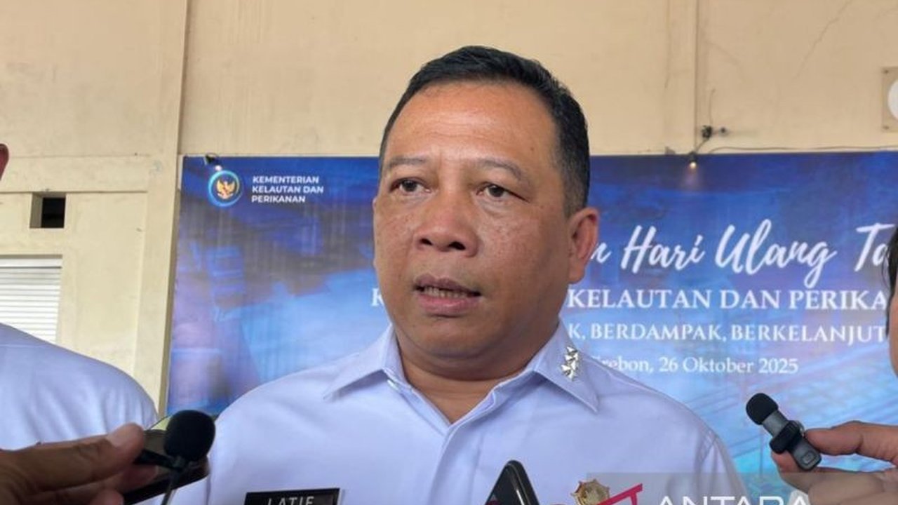 Kementerian Kelautan dan Perikanan (KKP) mengajak nelayan Cirebon beradaptasi dengan Standar Internasional Perikanan. Mengapa ini penting untuk masa depan ekspor dan keberlanjutan laut?
