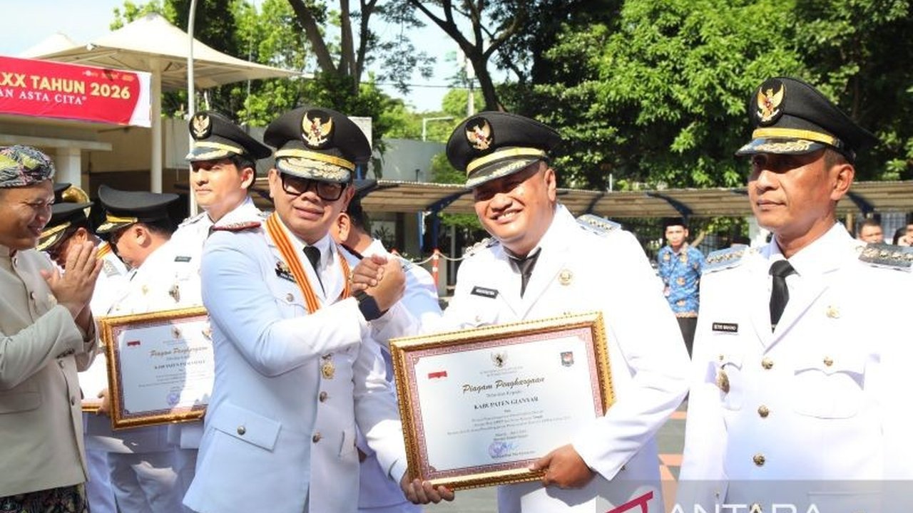 Pemkab Gianyar berhasil menorehkan prestasi gemilang dengan masuk jajaran tujuh terbaik nasional dalam Evaluasi LPPD 2024, menunjukkan komitmen kuat terhadap tata kelola pemerintahan yang efektif dan pelayanan publik prima.