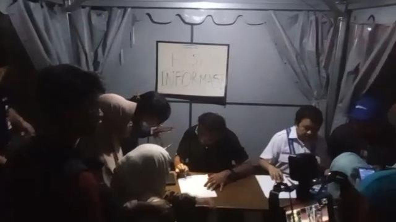 KAI buka posko informasi di Stasiun Bekasi Timur