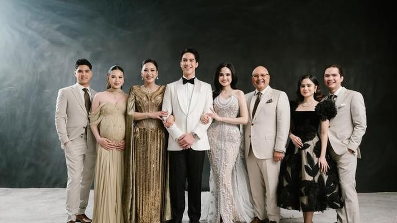 Dul Jaelani mengunggah sejumlah potret pesta pernikahan di Hotel Raffles, Jakarta, Minggu (26/4/2026) termasuk tangkap layar percakapan dengan El Rumi.