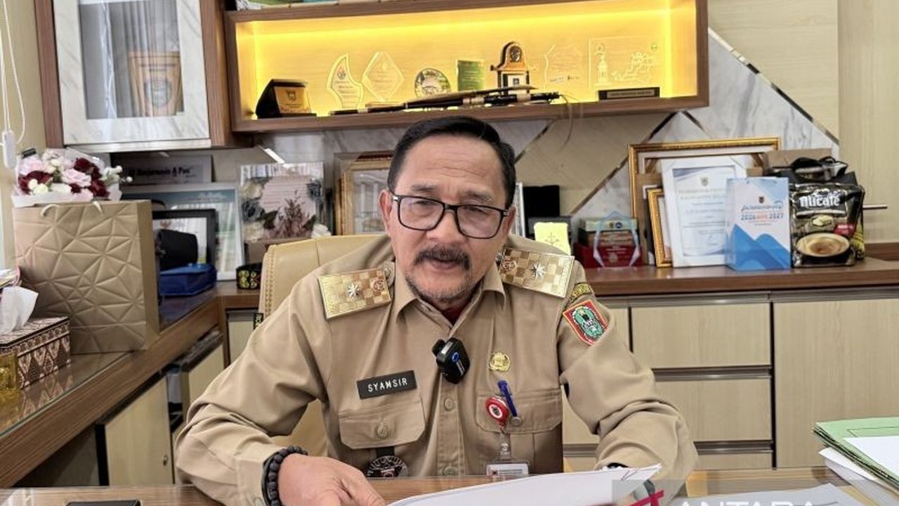 DPKP Kalimantan Selatan memperkuat pengendalian hama padi Kalsel melalui pengerahan tim POPT. Ini untuk antisipasi serangan hama sejak dini, menjaga stabilitas produksi dan ketahanan pangan daerah.