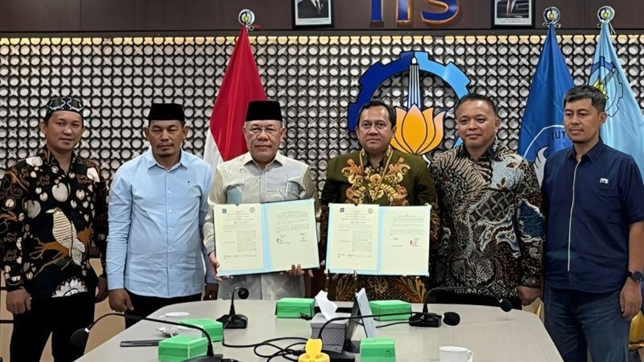 Pemerintah Kabupaten Banggai Kepulauan menggandeng Institut Teknologi Sepuluh Nopember (ITS) untuk menyusun Peta Jalan SPBE, langkah strategis percepat transformasi digital demi pelayanan publik yang lebih efisien dan terintegrasi.