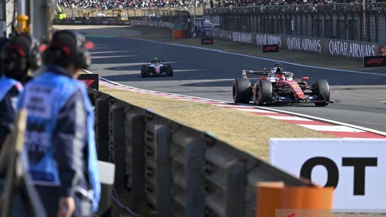 Charles Leclerc berhasil ungguli Verstappen dan Piastri pada sesi latihan bebas pertama (FP1) Grand Prix Miami, menunjukkan performa impresif dengan Ferrari.