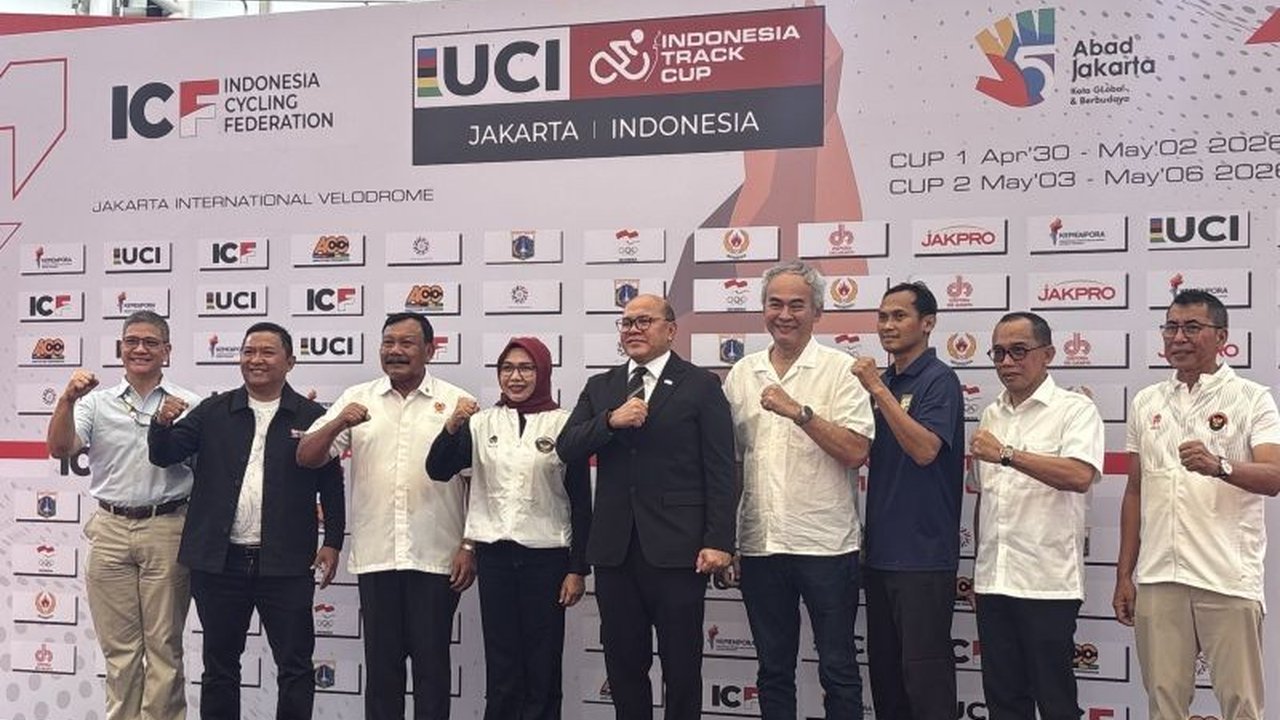 Ajang balap sepeda trek internasional Indonesia Track Cup 2026 resmi dimulai di Jakarta, diikuti enam negara untuk memperebutkan poin krusial menuju Olimpiade dan kualifikasi ajang multi-event lainnya, menarik perhatian publik olahraga nasional dan intern