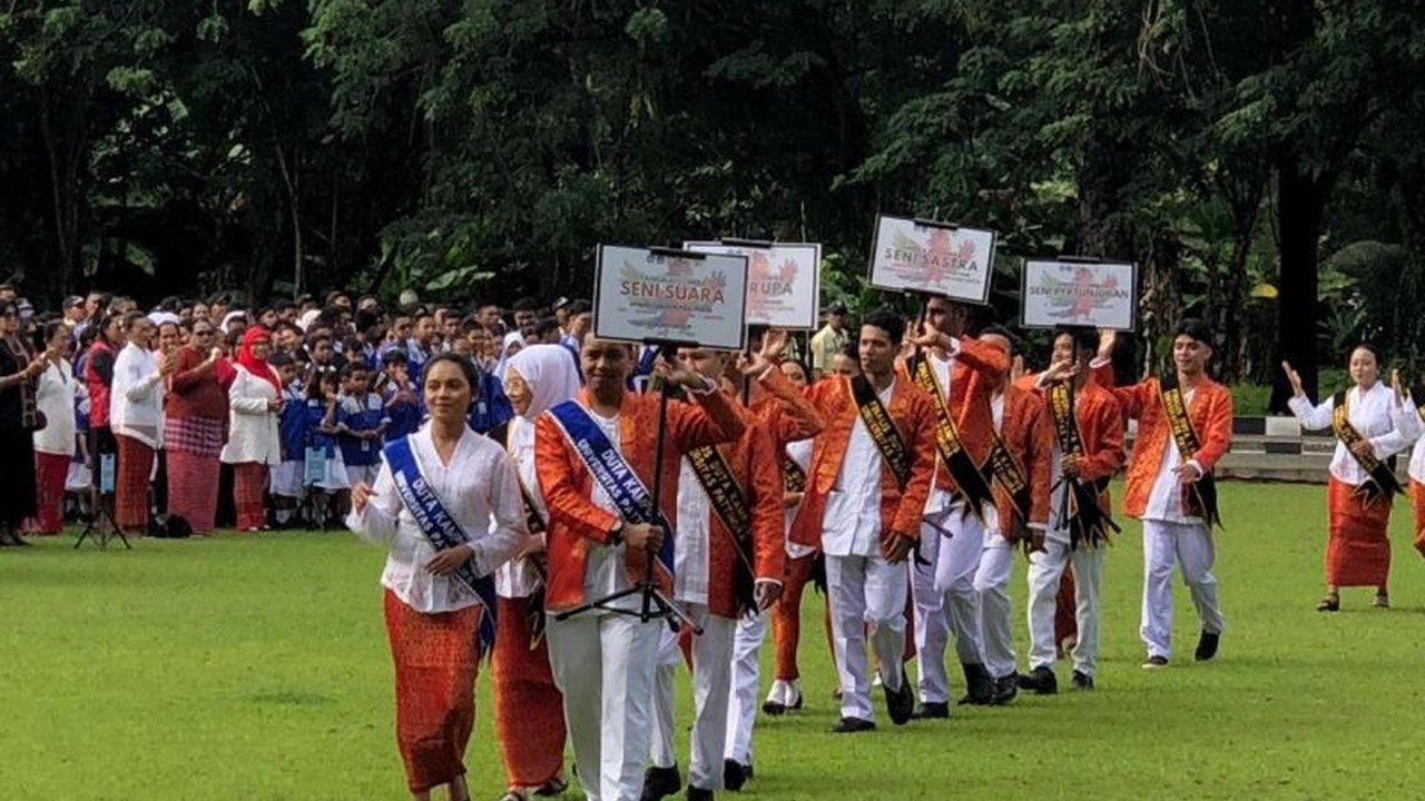 Pekan Seni Mahasiswa Unpatti resmi dibuka sebagai wadah pengembangan bakat dan kreativitas, sekaligus seleksi menuju ajang nasional. Siapa saja yang akan mewakili Maluku?