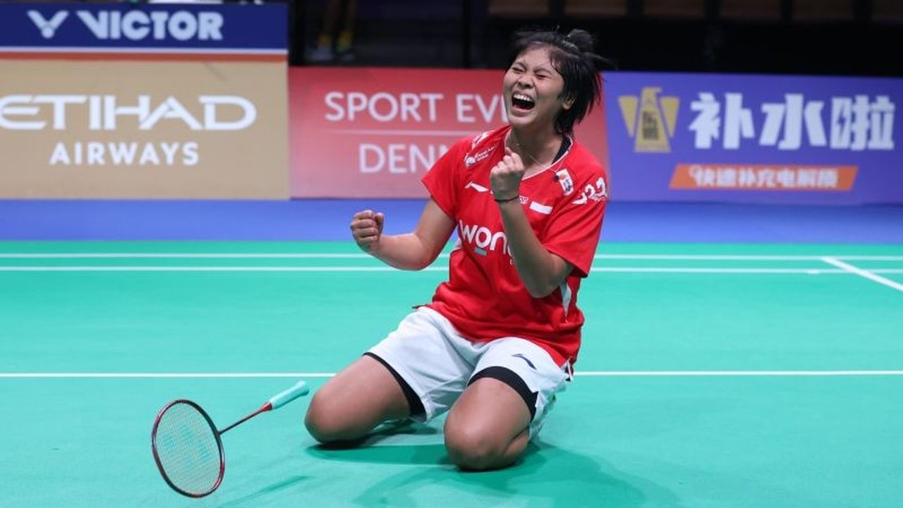 Kemenangan Thalita Ramadhani Wiryawan atas wakil Korea Selatan di semifinal Piala Uber 2026 berhasil menjaga asa tim putri Indonesia untuk melaju ke babak selanjutnya. Simak detail perjuangan sengitnya di Forum Horsens.