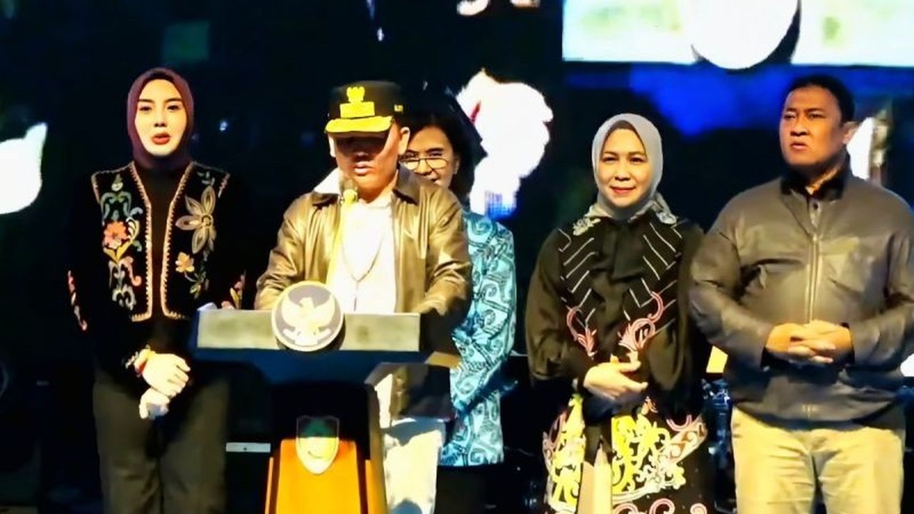 Pemerintah Provinsi Kalimantan Tengah kembali menggelar Huma Betang Night Kalteng sebagai panggung apresiasi seni dan budaya, sekaligus memacu perekonomian daerah. Acara ini menjadi sarana strategis dalam menjaga eksistensi kearifan lokal.