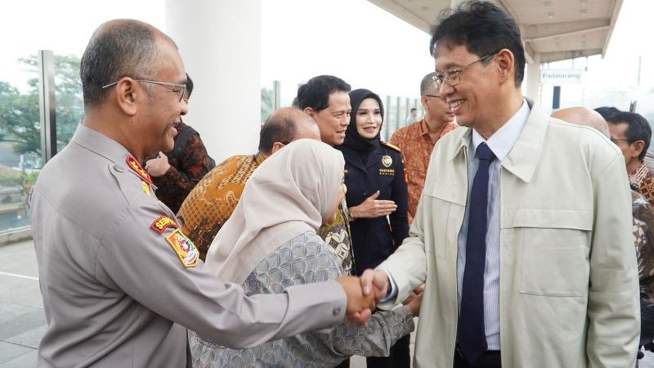 Kementerian Keuangan (Kemenkeu) menegaskan kondisi Kesehatan Menkeu Purbaya Yudhi Sadewa dalam keadaan sehat, menepis isu yang beredar mengenai perawatan di rumah sakit dan memperbarui jadwal APBN KiTa.