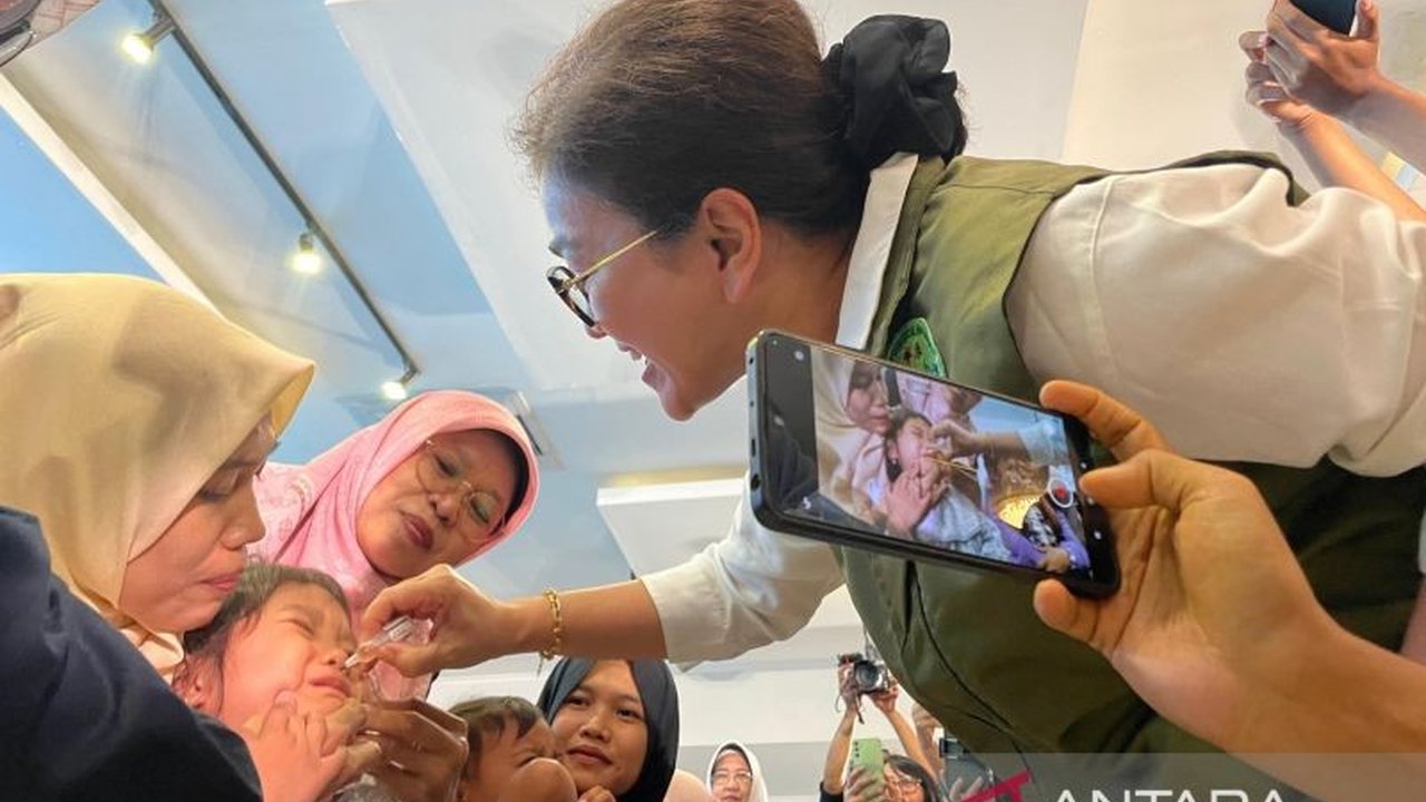 Ikatan Dokter Anak Indonesia (IDAI) Cabang Jawa Barat fokus pada upaya pemerataan imunisasi anak di seluruh wilayah provinsi, memastikan setiap anak mendapatkan hak kesehatan vital ini guna mencegah penyakit serius dan komplikasi.