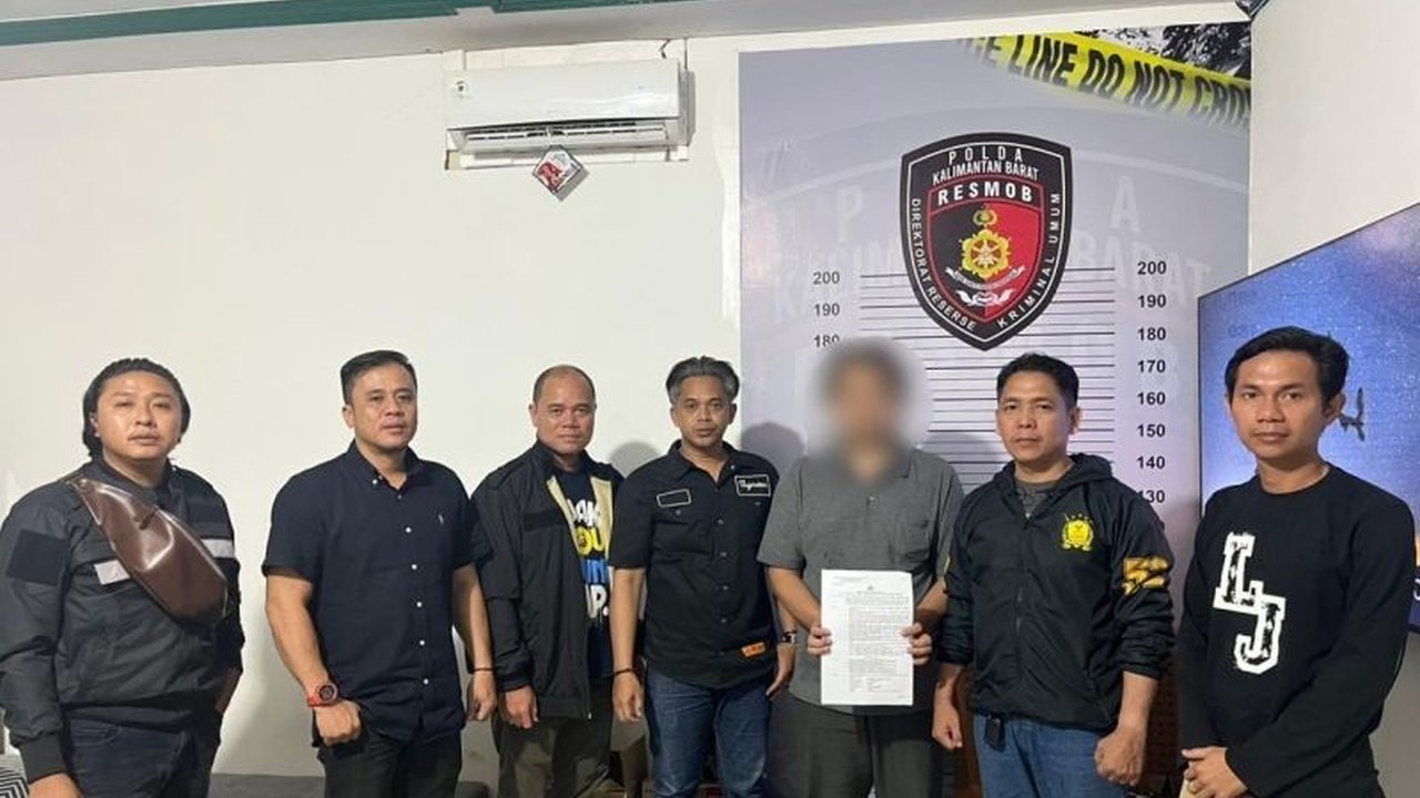 Polres Bengkayang berhasil menangkap seorang oknum guru berinisial PP alias Andi yang menjadi tersangka kasus kekerasan seksual anak di bawah umur setelah sempat melarikan diri, memicu perhatian publik.