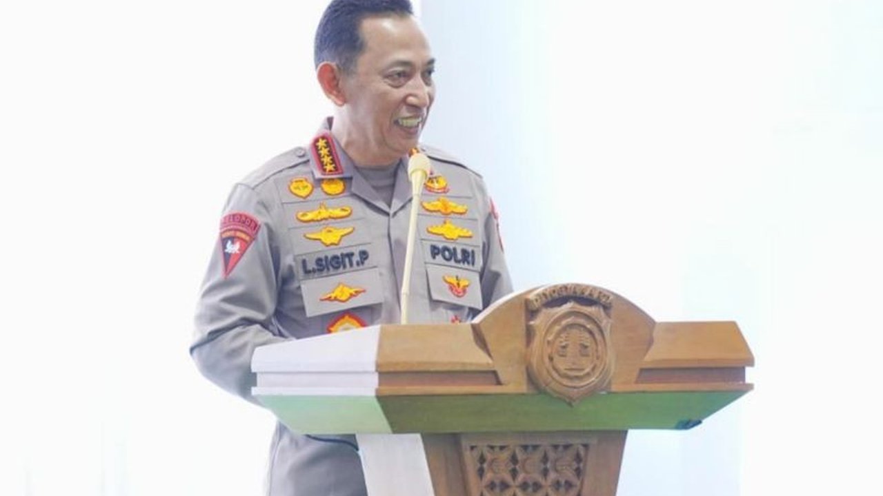 Kapolri Jenderal Listyo Sigit Prabowo mengintegrasikan empat Konsep Smart City mutakhir dalam pembangunan Mapolda DIY, menjanjikan efisiensi dan responsivitas kepolisian yang lebih baik.