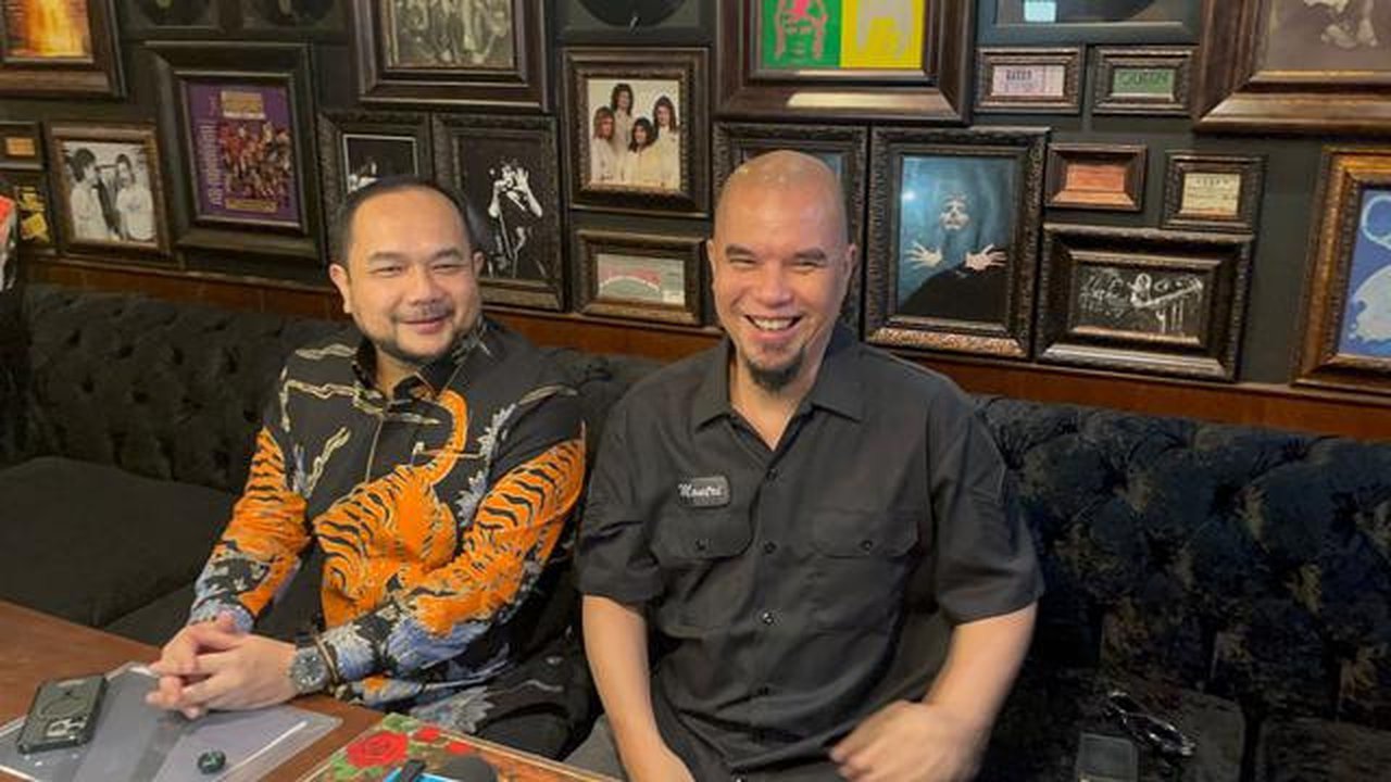 Kasus peretasan akun Instagram Ahmad Dhani berdampak buruk. Pelaku gunakan akun itu untuk aksi penipuan dengan modus jual emas dan barang elektronik.