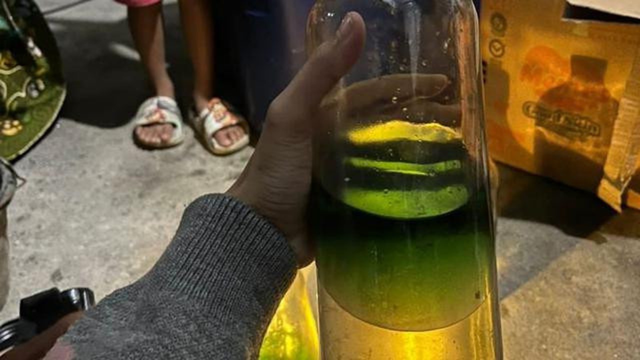 Pertalite bercampur air di Lombok Timur NTB. (Antara)