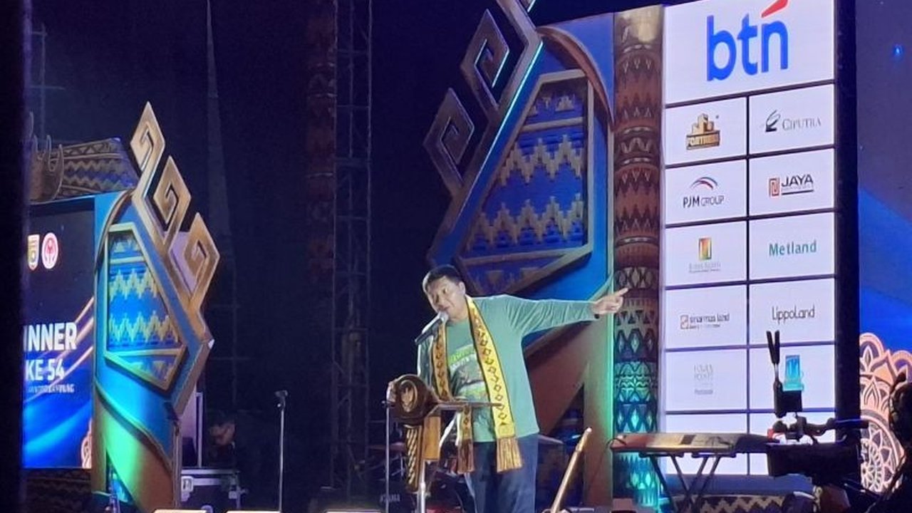 Pemerintah tengah mengkaji perpanjangan tenor KPR menjadi 40 tahun. Kebijakan KPR 40 tahun ini diharapkan dapat meringankan angsuran bulanan masyarakat dan memperluas pasar properti.