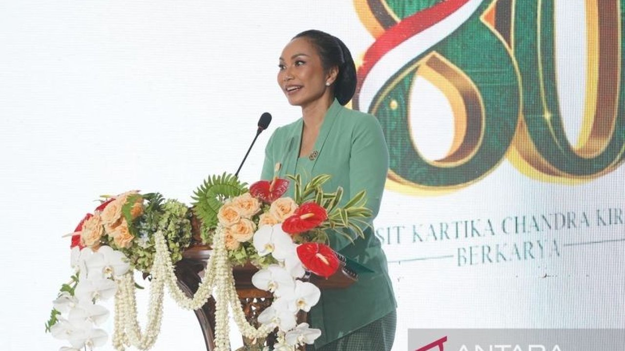 Ketua Umum Persit Kartika Chandra Kirana, Uli Simanjuntak, mendorong anggota Persit pelaku UMKM untuk menjadi penggerak ekonomi rakyat, sekaligus mempromosikan budaya Indonesia.