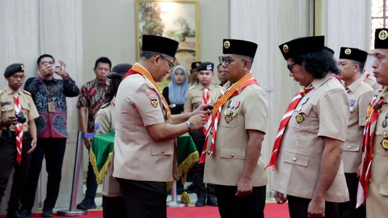 Gerakan Pramuka Banten siap bersinergi aktif dengan program pemerintah daerah guna mempercepat pembangunan dan meningkatkan kesejahteraan masyarakat, ditegaskan usai pelantikan pengurus Kwarda Banten.