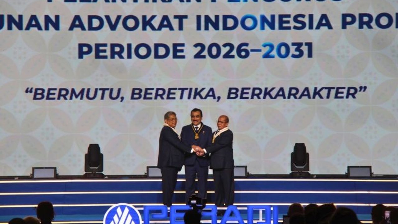 Peradi Profesional resmi dikukuhkan di Jakarta, menandai babak baru peningkatan kualitas dan integritas profesi advokat di Indonesia melalui standar adaptif dan program pendidikan inovatif.