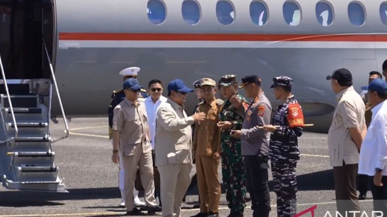 Presiden Prabowo Subianto melanjutkan Kunjungan Presiden Prabowo ke Miangas, Sulawesi Utara, usai KTT ASEAN, memperkuat kehadiran negara di pulau terluar dan berbatasan langsung dengan Filipina.