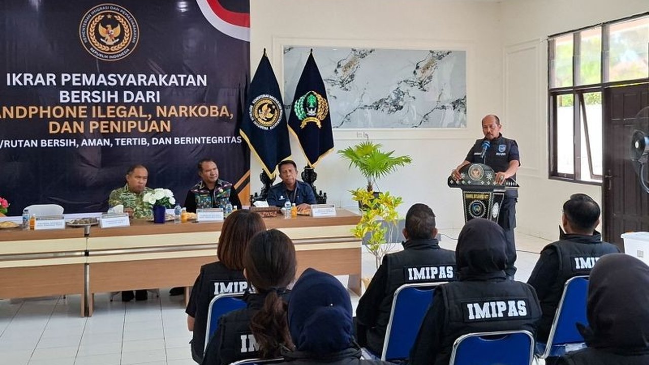 Kantor Wilayah Ditjenpas NTT dari Kementerian Imigrasi dan Pemasyarakatan (Kemenimipas) berkomitmen penuh dalam pemberantasan narkoba, handphone ilegal, dan penipuan di lapas serta rutan. Ini untuk memastikan lingkungan pemasyarakatan di Nusa Tenggara Tim