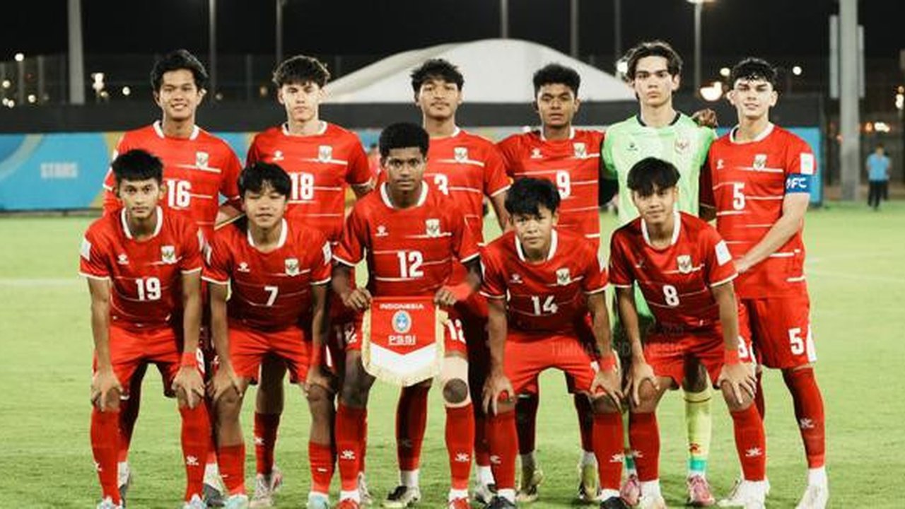 Starting XI Timnas Indonesia U-17, saat menghadapi China dalam laga pertama Grup B Piala Asia U-17 2026 di Lapangan A King Abdullah Sports City Training Stadium, Jeddah, Selasa (5/5/2026). (D