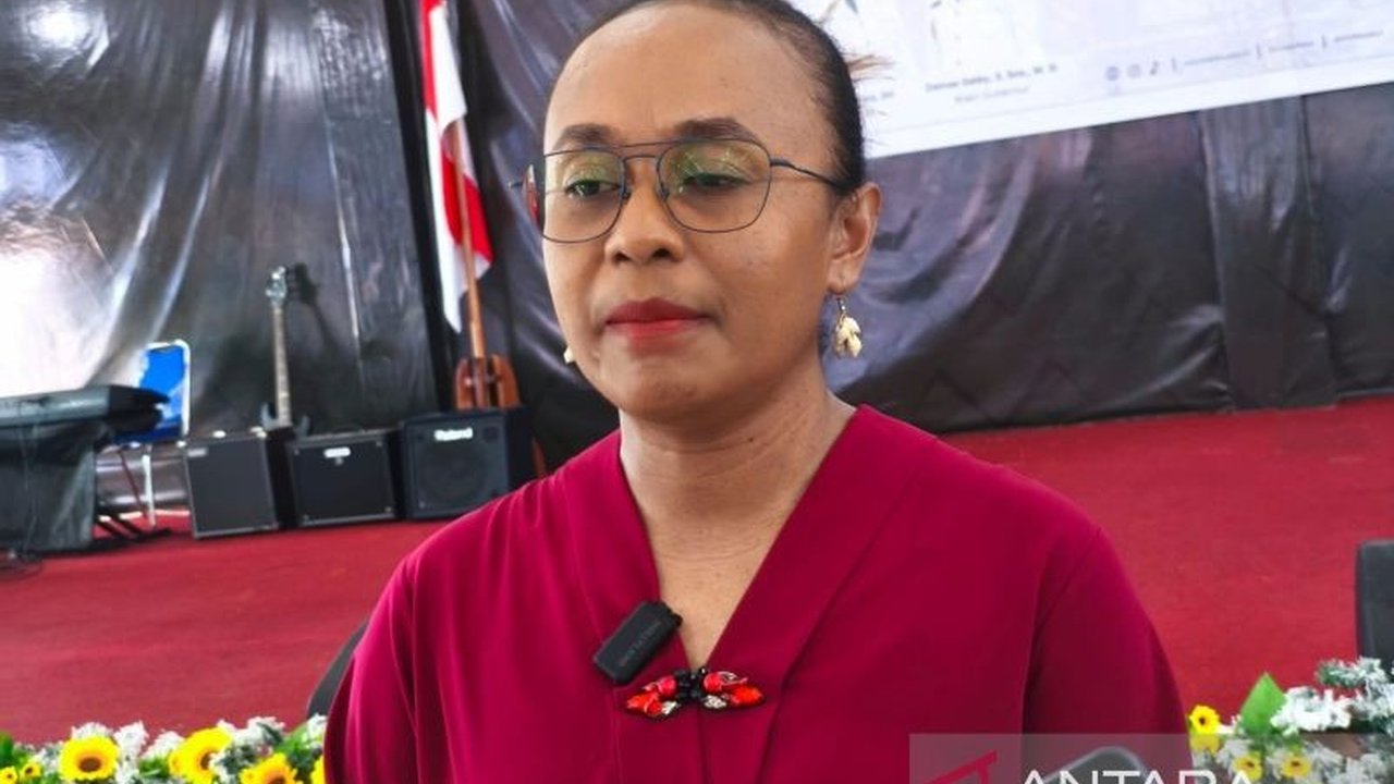 Pemerintah Provinsi Papua Tengah meluncurkan Program Mapega Papua Tengah dengan menempatkan 500 guru di daerah 3T untuk mengatasi minimnya tenaga pendidik dan pemerataan pendidikan. Simak detailnya!