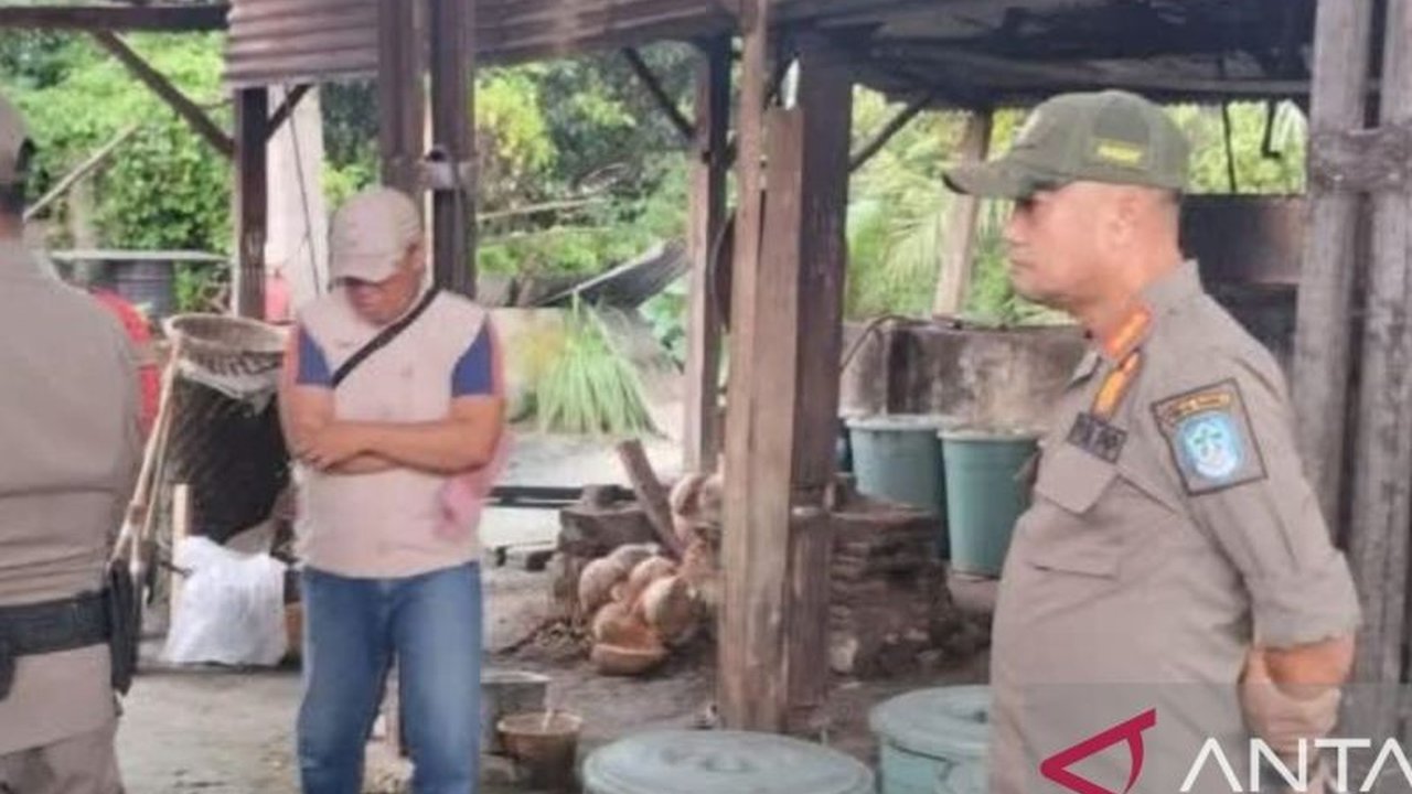 Satuan Polisi Pamong Praja (Satpol PP) Kabupaten Bangka gencar perketat pengawasan minuman beralkohol tanpa izin di Sungailiat. Langkah ini diambil untuk menjaga ketertiban umum dan menindak pelanggaran Perda, termasuk penyitaan puluhan liter arak yang ma