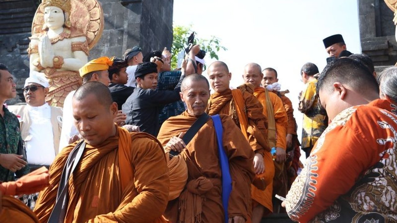 Wakil Menteri Agama mengapresiasi Indonesia Walk For Peace (IWFP) sebagai wujud nyata nilai toleransi umat beragama, membawa pesan perdamaian dari Bali hingga Borobudur.