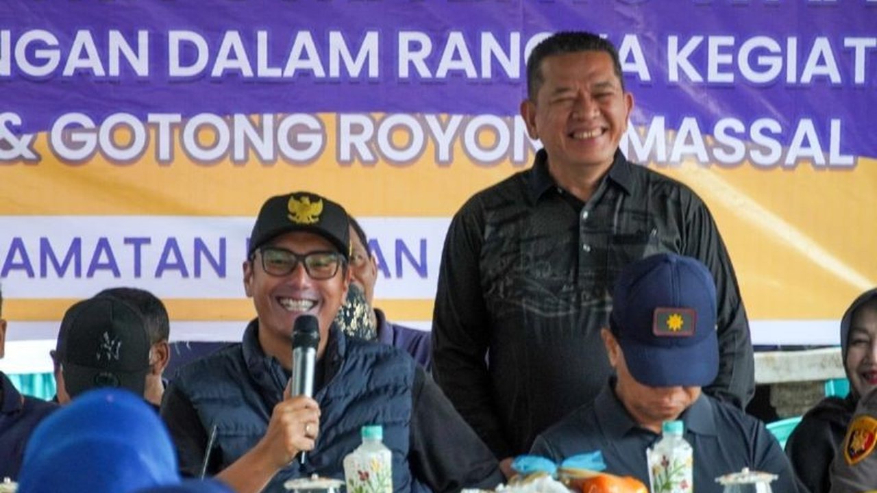 Wali Kota Medan Rico Tri Putra Waas memimpin Aksi Gotong Royong Pemkot Medan sebagai sarana efektif menyerap aspirasi dan keluhan warga, memastikan masalah segera ditindaklanjuti.