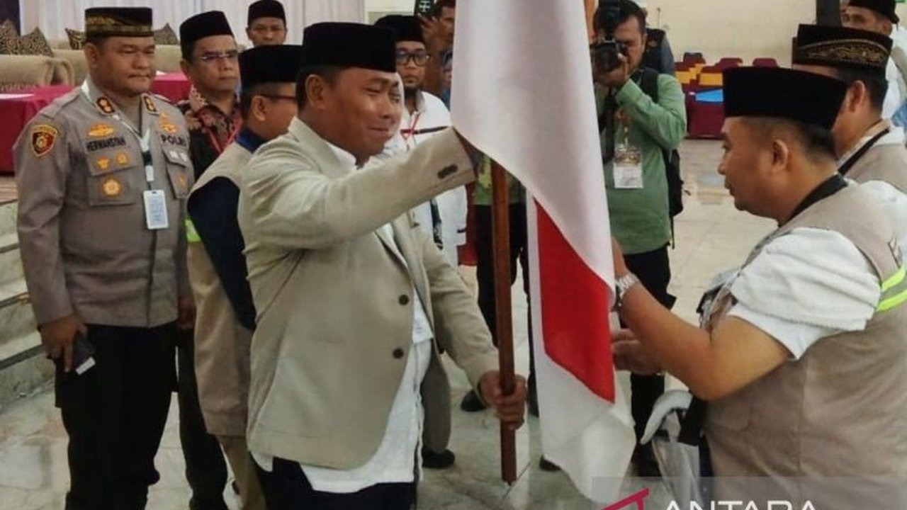 Panitia Penyelenggara Ibadah Haji (PPIH) Embarkasi Medan menekankan pentingnya kepatuhan aturan haji bagi calon jemaah asal Sumatera Utara di Tanah Suci, menyusul insiden deportasi karena pelanggaran aturan Kerajaan Arab Saudi.
